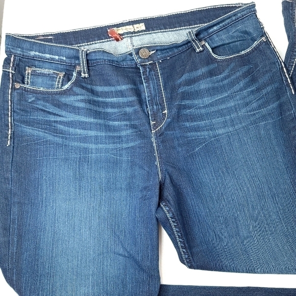 BKE Women's 38 x 33.5 Drew Bootcut Stretch Cotton Blend Style# BK14139L Jeans - Picture 2 of 14